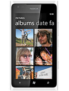 Lumia 900 product photo